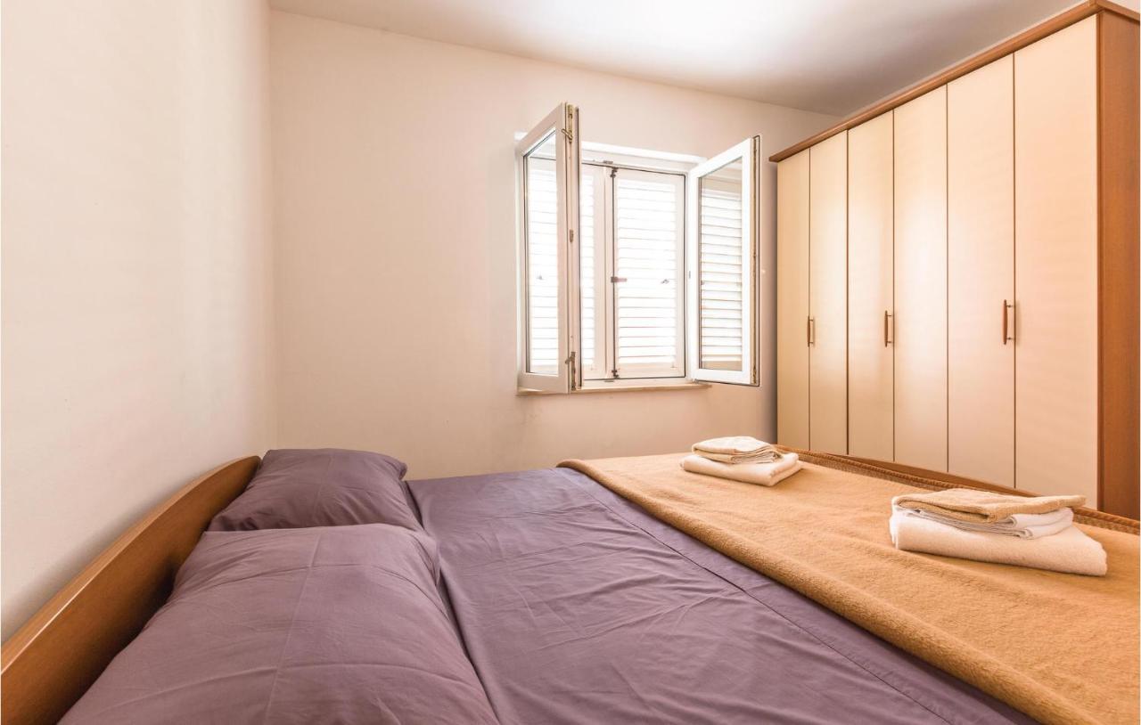 Cozy Apartment In Makarska With Kitchen Exteriér fotografie