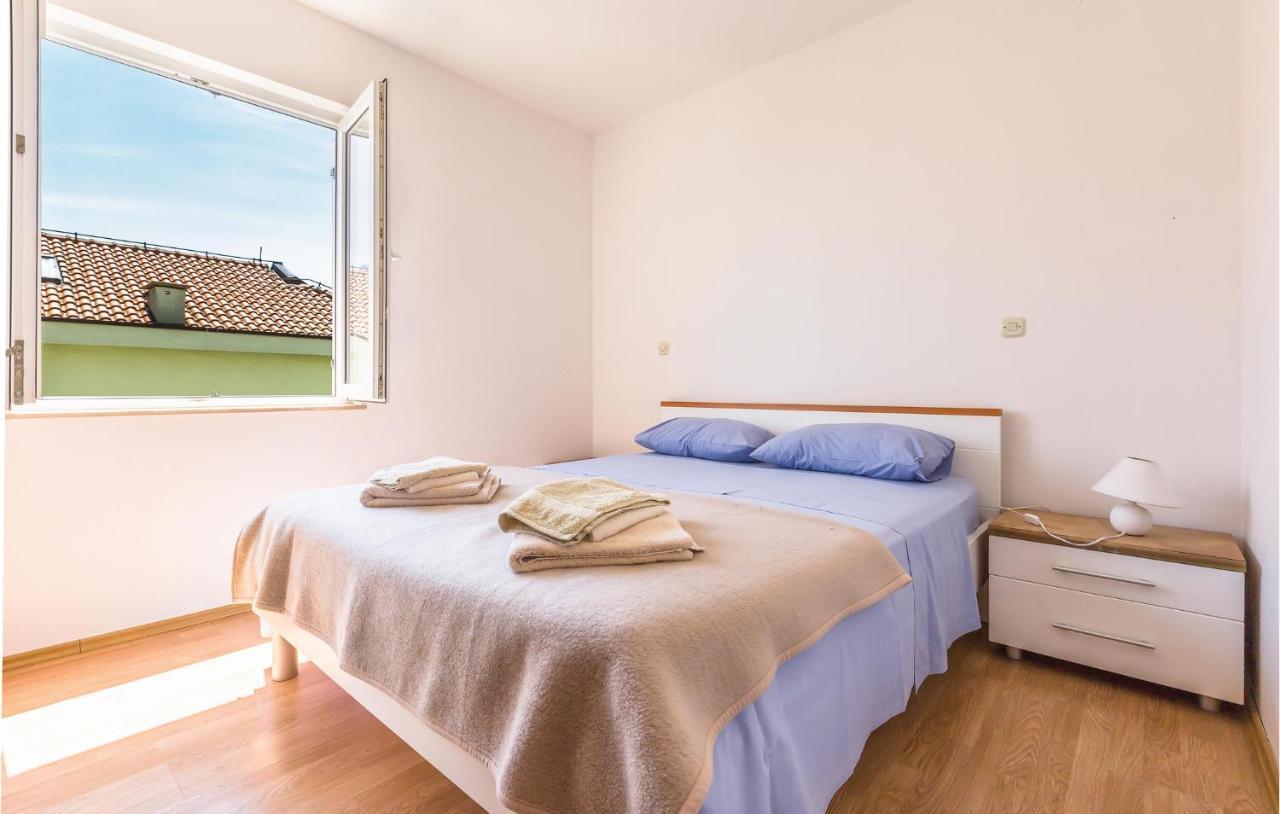 Cozy Apartment In Makarska With Kitchen Exteriér fotografie